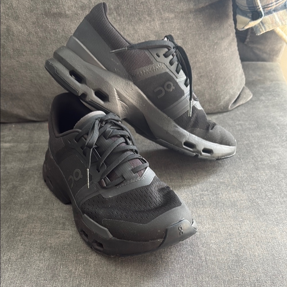 Cloud Pulse: ON Running size 7